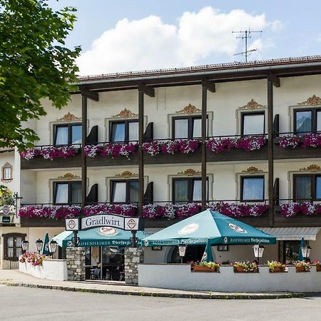 Hotel Restaurant Gradlwirt Niederndorf  Buitenkant foto