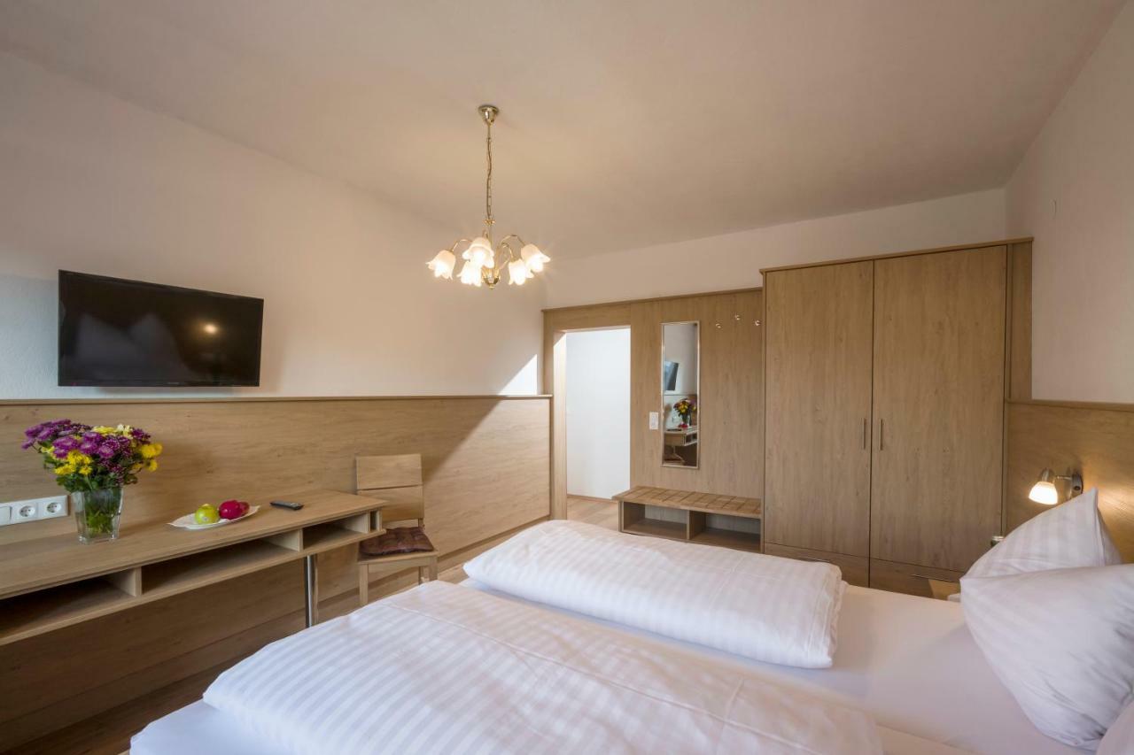 Hotel Restaurant Gradlwirt Niederndorf  Buitenkant foto